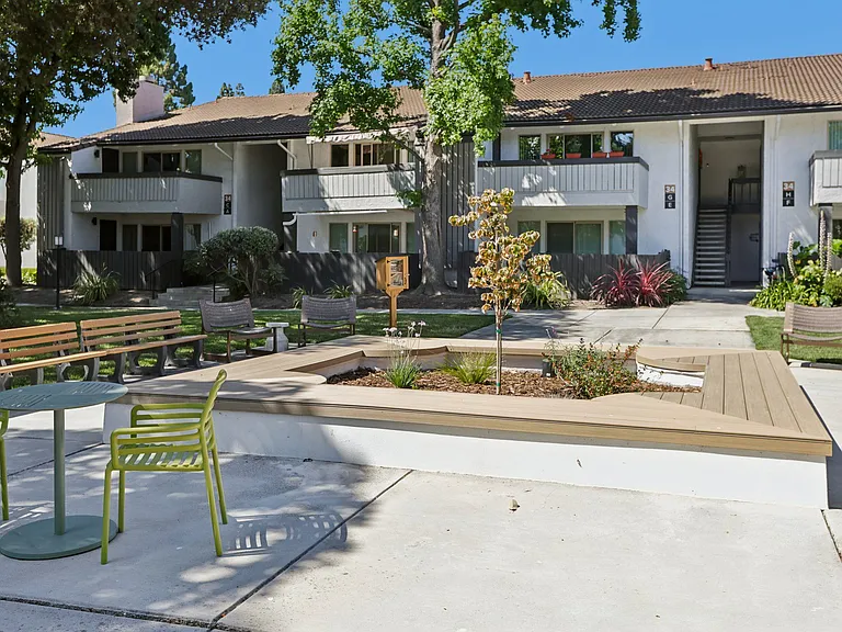 Summerwood Apartments — Photo 73