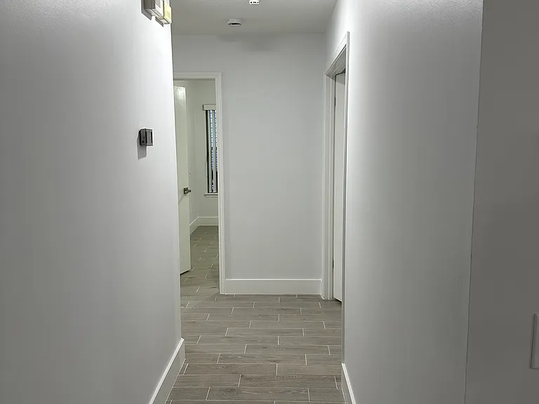 4837 Victoria Chase Ct — Photo 18