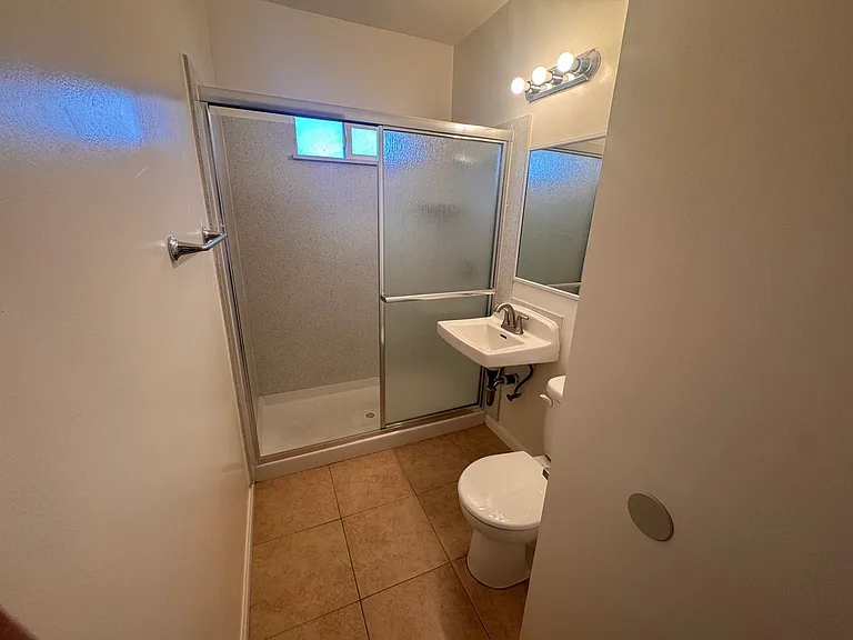 285 Sunset Blvd — Photo 13