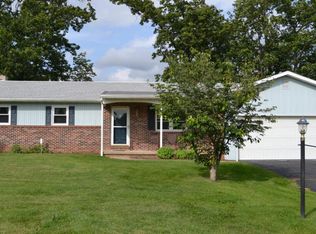 14 Edie Dr, Denver, PA 17517