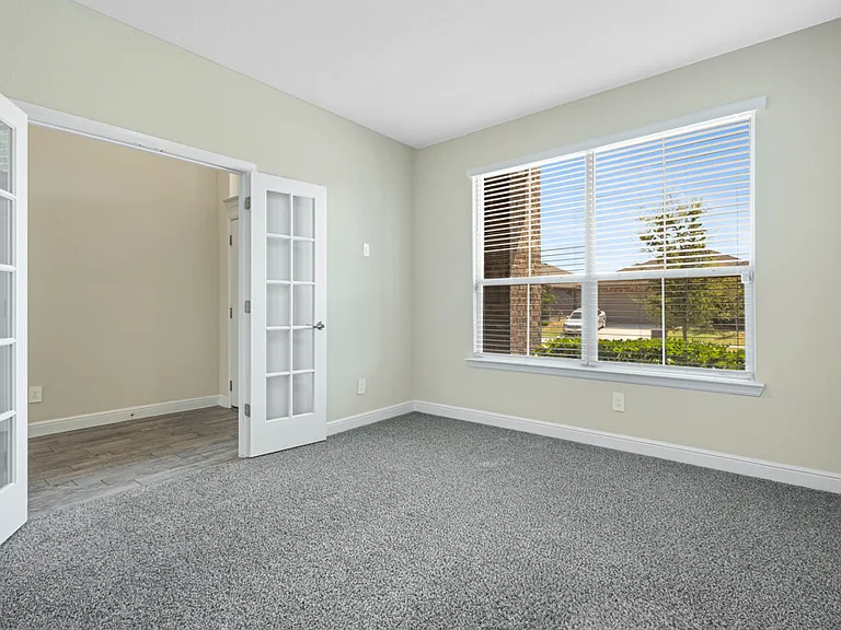 15517 Canford Ter — Photo 5