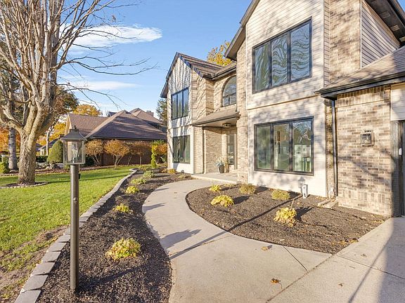 2nd image of 3466 Fox Chase Dr