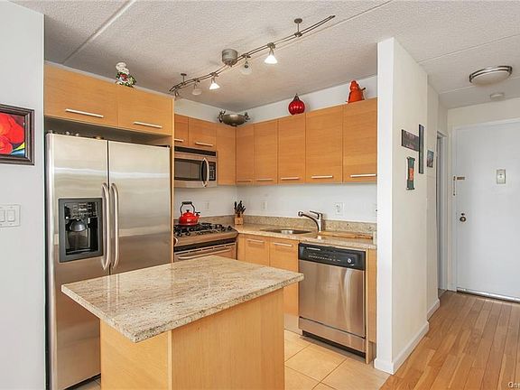 3rd image of 1155 Warburton Ave APT 11K