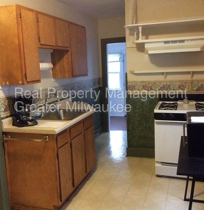 1st image of 118 Dunbar Ave