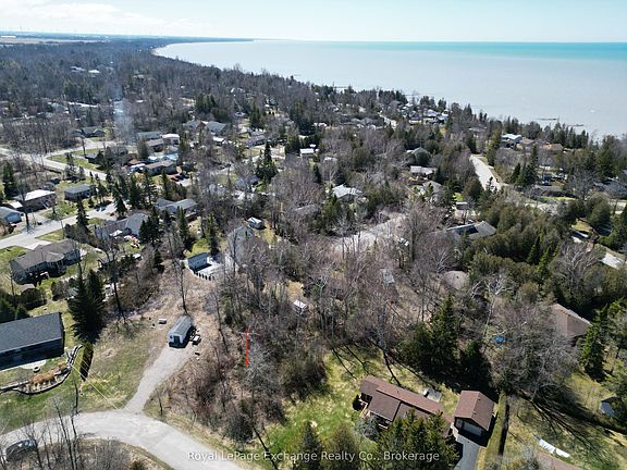 5th image of 321 Tyendinaga Rd
