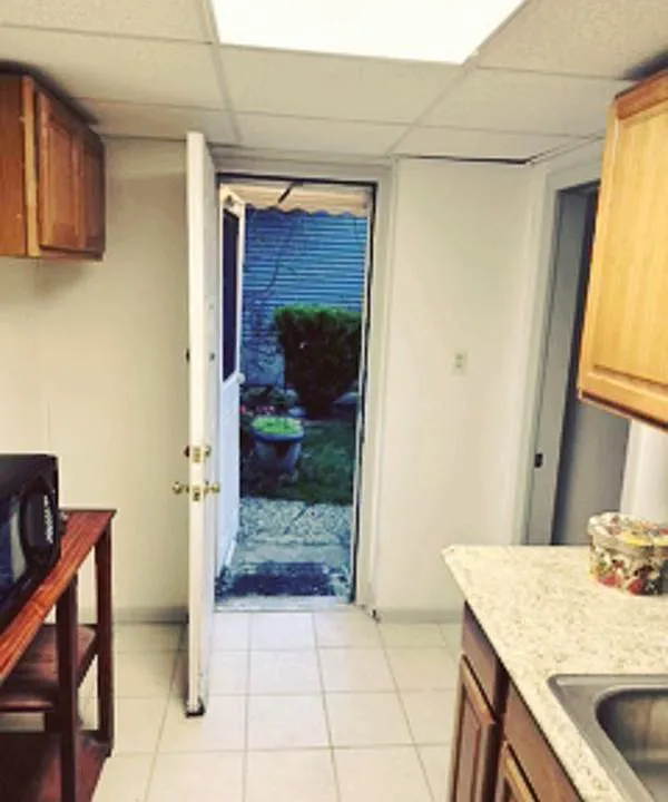 Kitchen Entrance