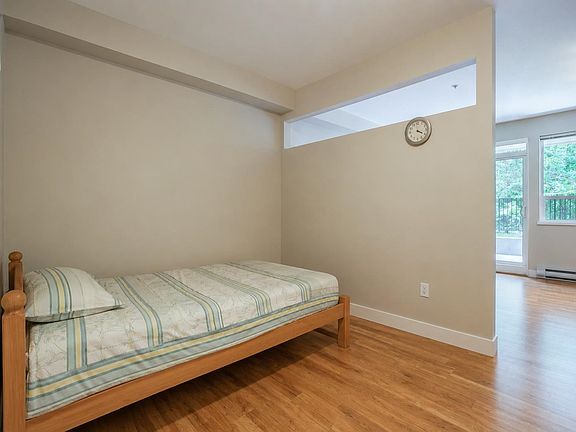 5th image of 9655 King George Blvd #114
