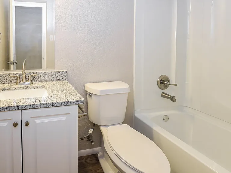 9106 Valley Rdg — Photo 13