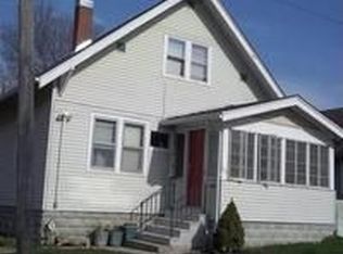 208 S 6th St, Marshalltown, IA 50158