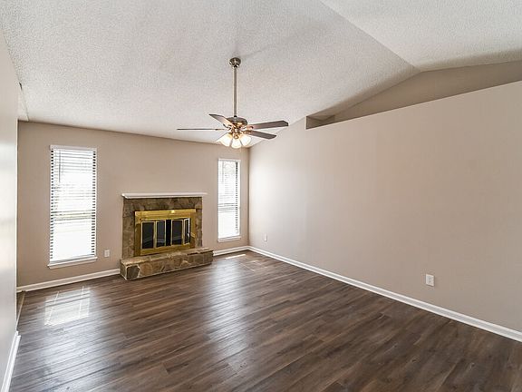 3rd image of 7538 Allspice Cir N