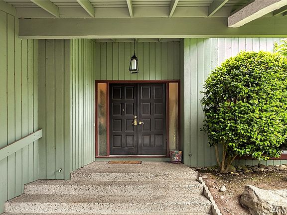 2nd image of 13250 SE 43rd Pl