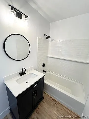 416 Park St #3 — Photo 4