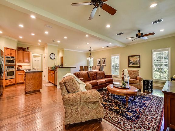4th image of 304 Westhaven Dr