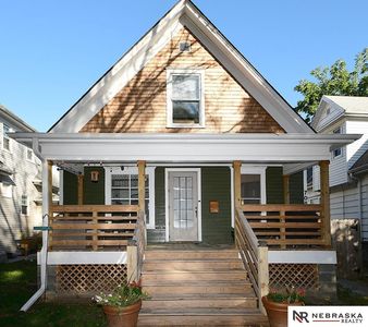 708 S 18th St, Lincoln, NE, 68508