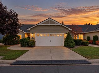 33 Broken Stone Way, Eagle Pt, OR 97524