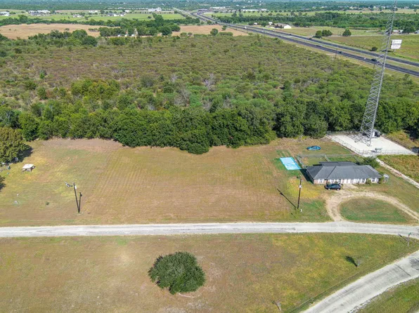 Azalea St, Brenham, TX 77833