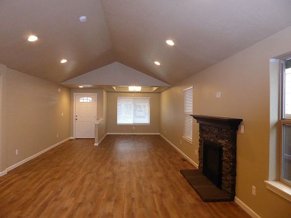 3rd image of 21190 Capella Pl