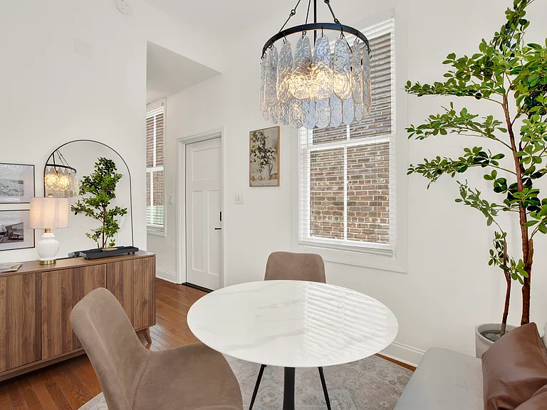 214 Houston St #B — Photo 6