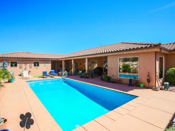 2317 E Greystone Dr, Saint George, UT 84790