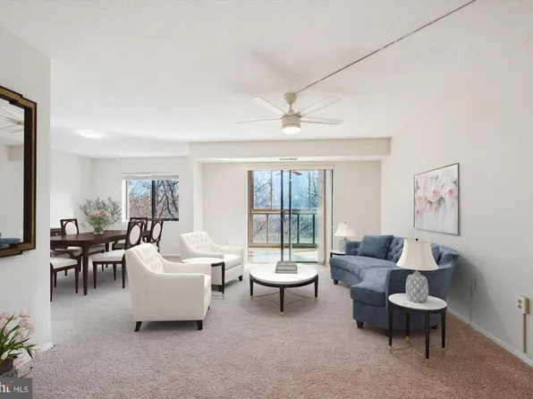 15100 Interlachen Dr #4-802, Silver Spring, MD 20906