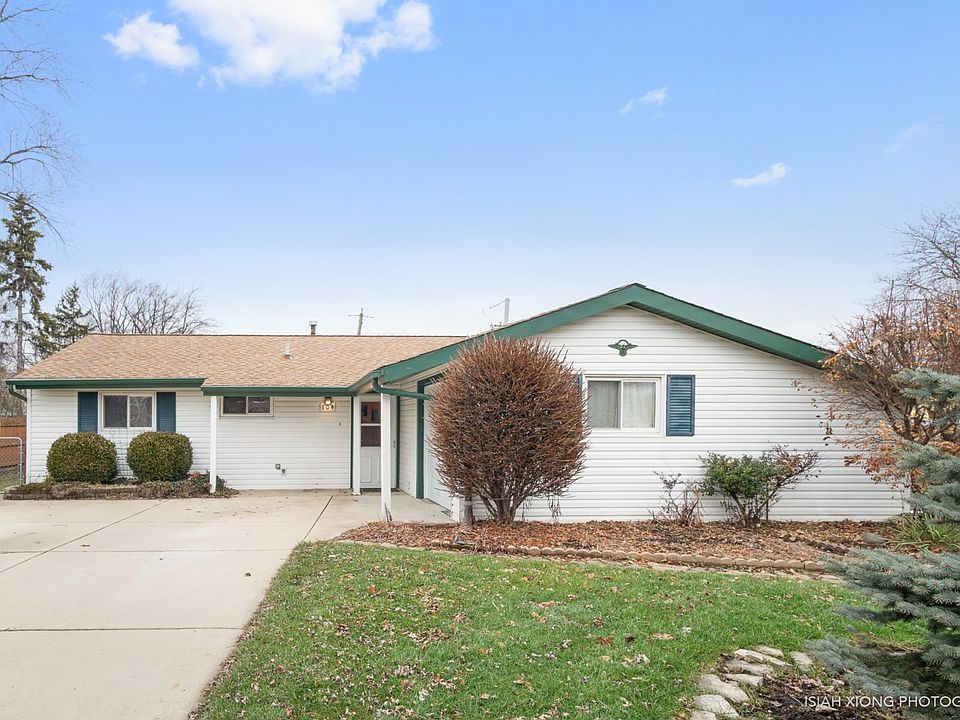 1st image of 104 Edgehill Dr