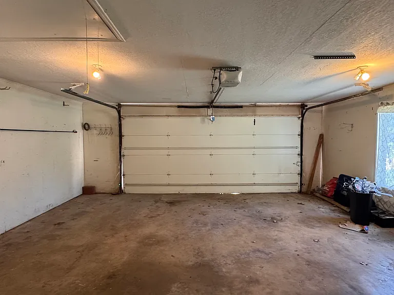 1825 Denim Ln — Photo 16