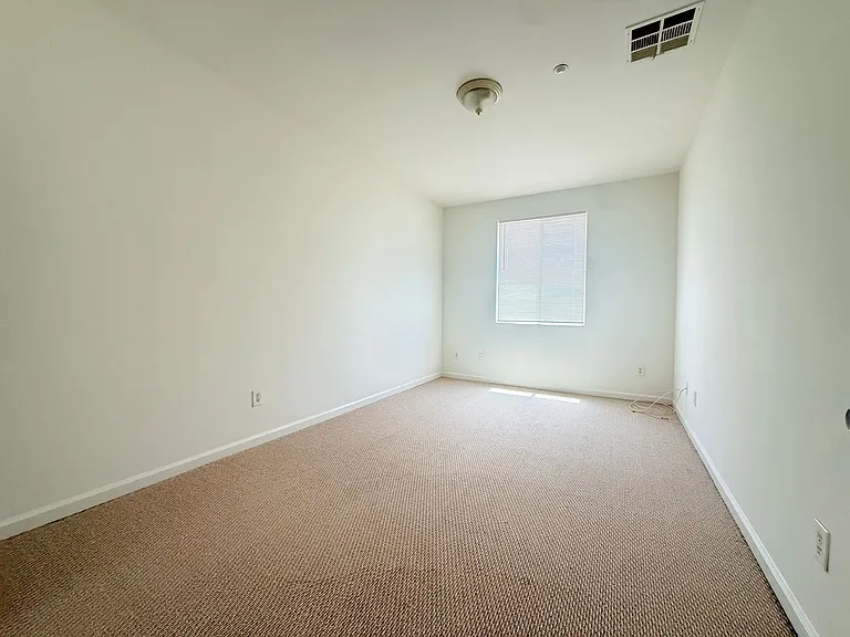 3317 Del Mar Ave — Photo 14