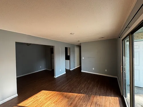 329 W Main St Photo 1 329 W Main St Photo 1