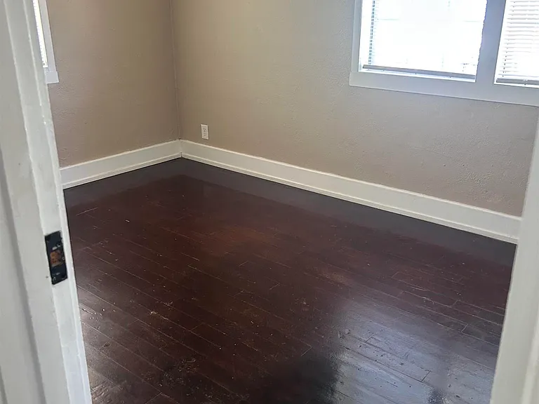 1004 W Wenonah Blvd — Photo 19