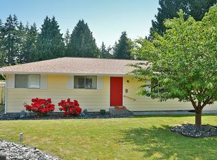 2715 Sun Vista Cir, Clinton, WA 98236