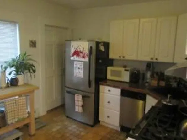 58 Hancock St #5, Cambridge, MA 02139