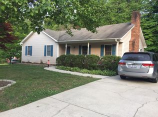 1800 Overlook Pt, High Point, NC 27265