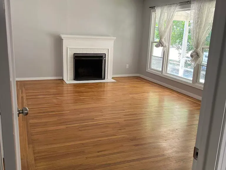 5411 Ashland Way — Photo 2