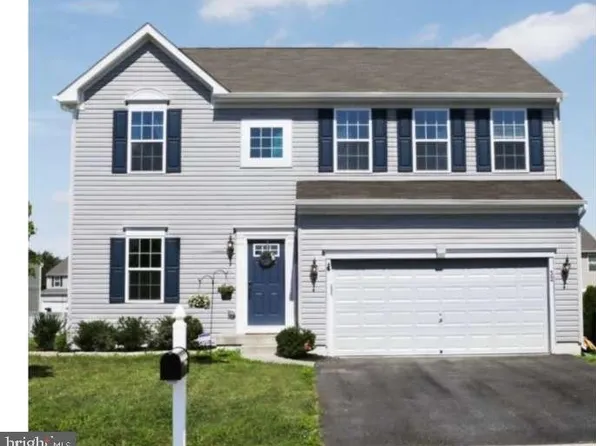 32 Loganberry Ter, Dover, DE 19901