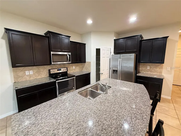 9154 Hillcroft Dr — Photo 18