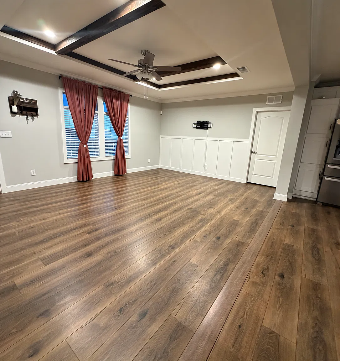 3 bed, 1500 sqft, $2,420 — Photo 1