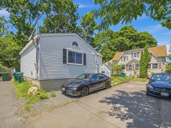 2 Chestnut Ter, Lynn, MA 01904