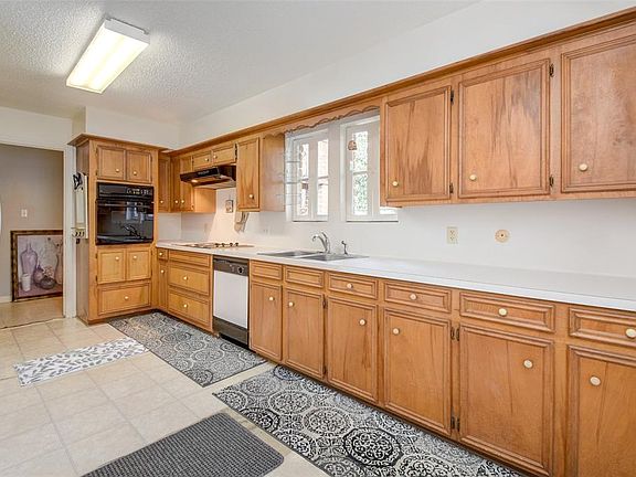 5th image of 12919 Avenida Vaquero St