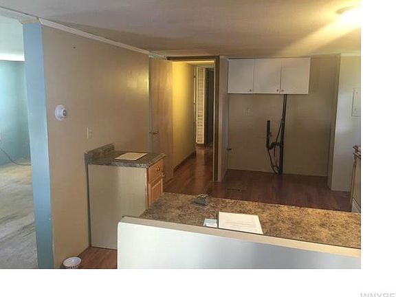 4th image of 905 Sycamore Dr