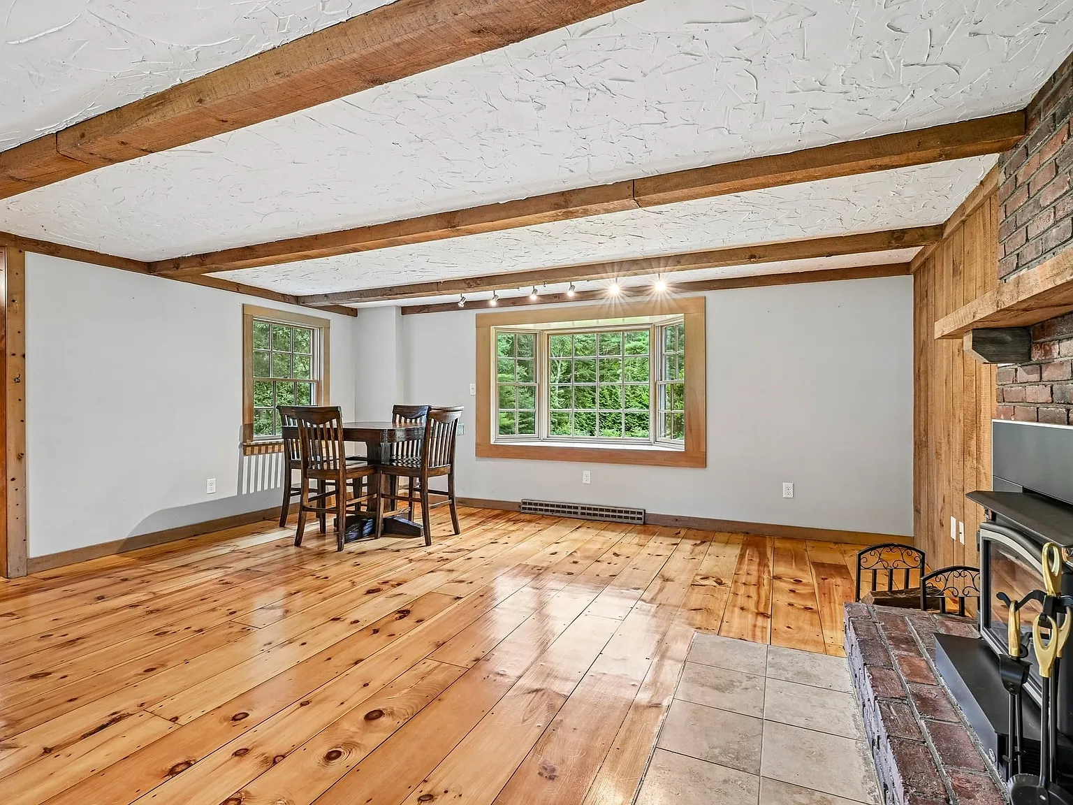 3 bed, 1866 sqft, $3,500 — Photo 4