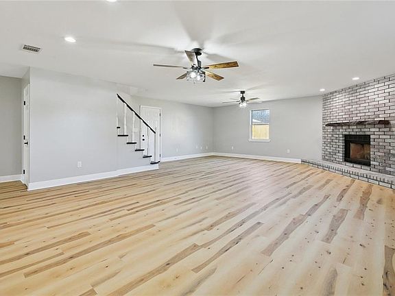 4th image of 2404 Bobwhite Dr