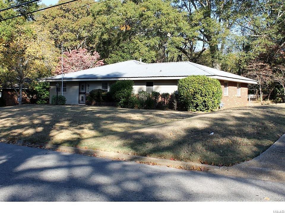 1st image of 4013 Marquette Dr