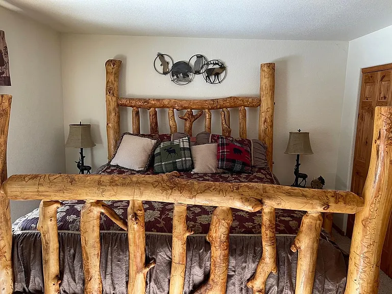 Master Bedroom - amazing bed and frame