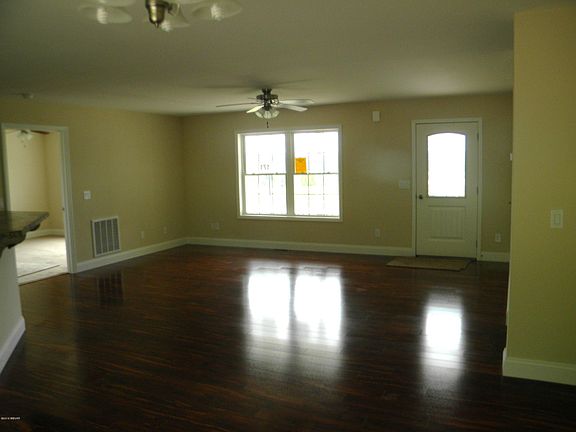 3rd image of 171 Trinity Dr #44