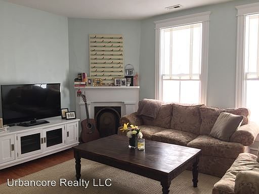 5th image of 3606 E Broad St