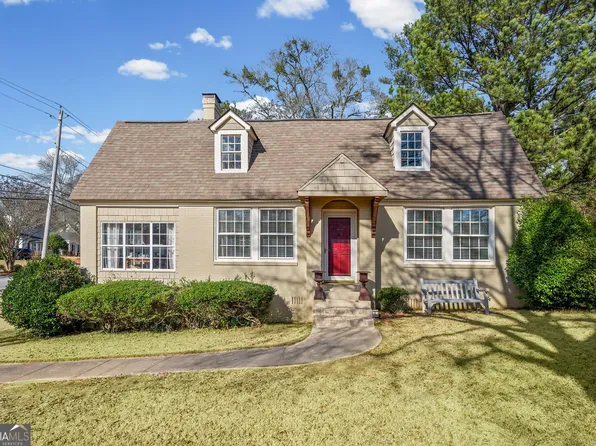 13 Parks Ave, Newnan, GA 30263