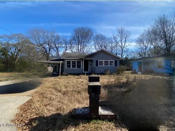1168 Burns St, Greenville, MS 38701