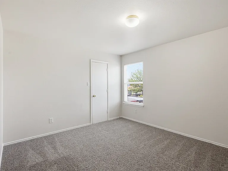 18120 Topsail St — Photo 19