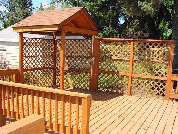 deck and gazebo off kitchen