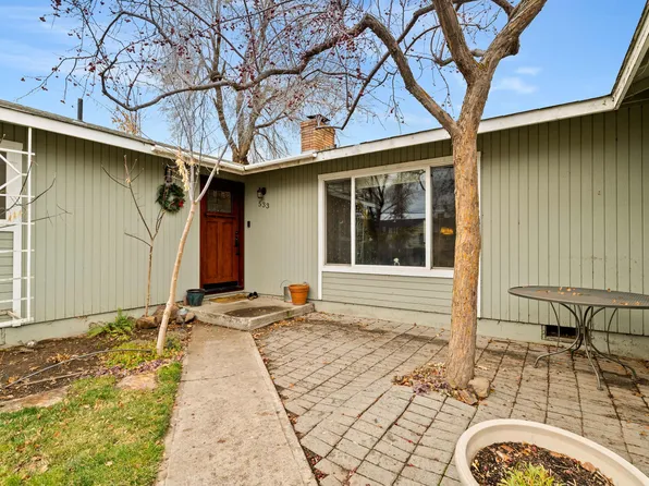 533 NW 7th St, Redmond, OR 97756